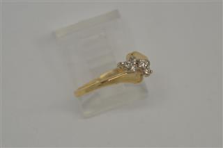 Diamond Fashion Ring 7 Diamonds .07ctw 14K Yellow Gold 1.5g Sz:5